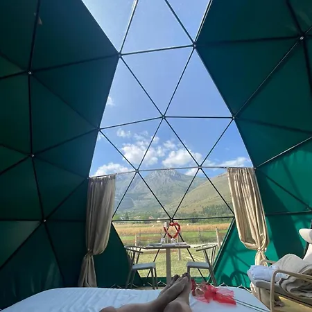 Luxe tent Glamping Monte Velino Massa d'Albe