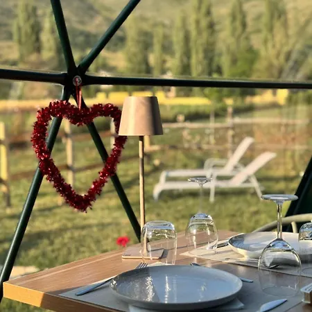 Glamping Monte Velino Luxe tent *