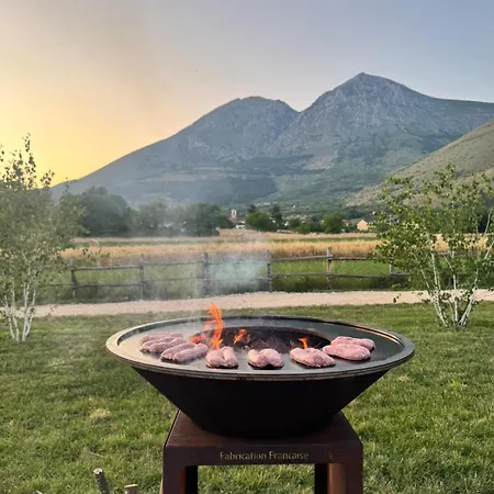 Glamping Monte Velino Luxe tent *